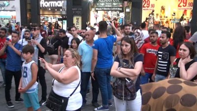 muzik grubu -  İstiklal Caddesi’nde Kızılderililere yoğun ilgi  Videosu