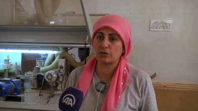 aile ekonomisi - Kapı fabrikalarının kadın marangozları - KASTAMONU  Videosu