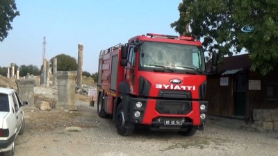 aktuel -  Kastabala Antik Kenti'nde yangın Videosu