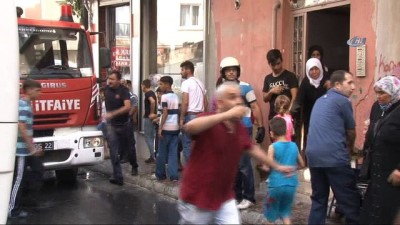 cati kati -  Esenler’de 5 katlı binanın çatı katında yangın Videosu