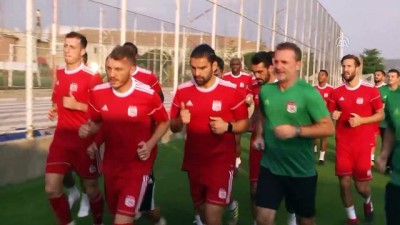DG Sivasspor Teknik Direktörü Tuna: 'Sonuçlardan zevk almadığımız ortada' - SİVAS