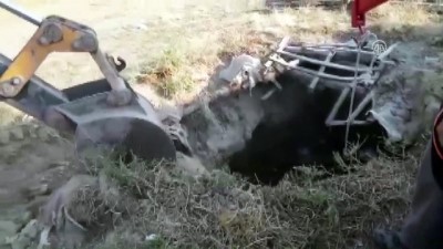 is makinesi - Foseptiğe düşen inek kurtarıldı - ÇANKIRI Videosu