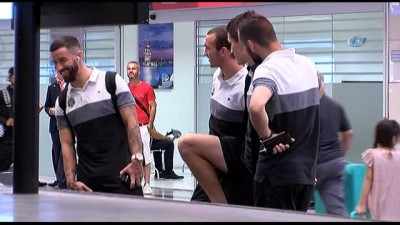 toplanti - Partizan İstanbul'a geldi  Videosu