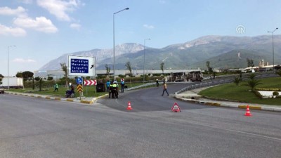beton mikseri - Beton mikseri devrildi: 1 yaralı - MANİSA  Videosu
