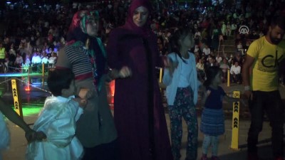 animasyon - Muş'ta sünnet şöleni  Videosu