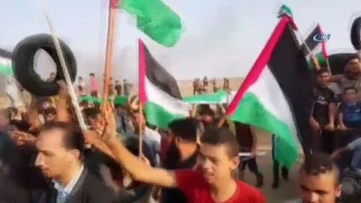 biber gazi -  - İsrail askerleri Gazze sınırında 240 Filistinliyi yaraladı Videosu