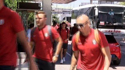 aria - Galatasaray, Konya'ya gitti  Videosu