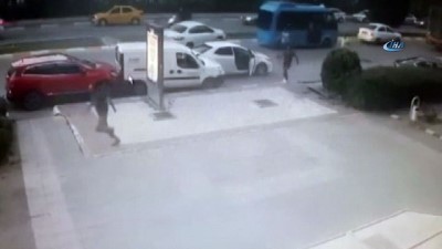 oto hirsizlari -  Polisten kaçmaya çalışırken kaza yapan oto hırsızları kamerada  Videosu