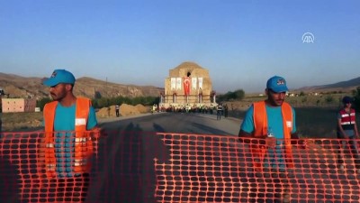 baraj golu - Tarihi Artuklu Hamamı taşınıyor (2) - BATMAN  Videosu