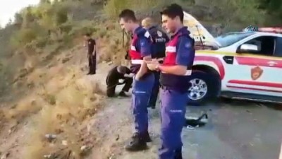 sparta -  Aracını kurtarmak isterken uçurumdan aşağı yuvarlandı  Videosu