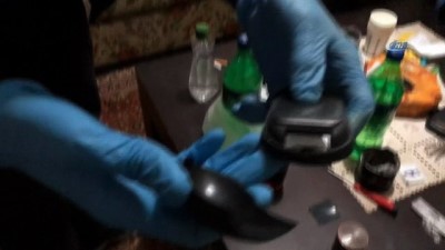 narkotik operasyonu -  İstanbul'da narkotik operasyonunda polisi şoke eden düzenek  Videosu