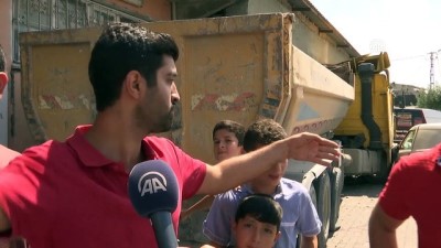 elektrik diregi - Kamyon, 4 araç ve iş yerinin duvarına çarptı: 1 yaralı - İSTANBUL  Videosu