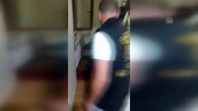 nufus cuzdani - Sahte pasaport operasyonu - İSTANBUL  Videosu