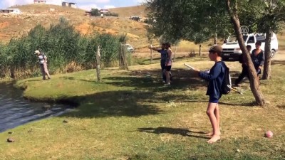 yuzme - Sıcaktan bunalanlar Dipsiz Göl'de serinliyor - ANTALYA  Videosu