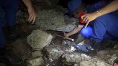 kacak kazi - Define ararken ormanı yaktılar - ANTALYA  Videosu