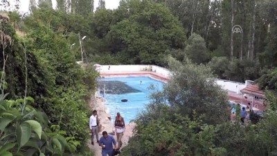 abba - 'Keşişin havuzu' Develi halkını yıllardır serinletiyor - KAYSERİ  Videosu