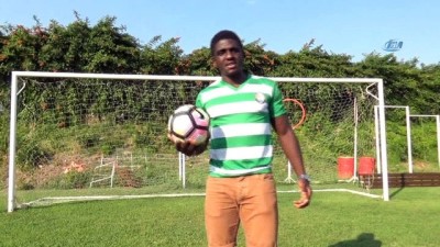 ingiltere - Amatör lige Nijerya uyruklu futbolcu  Videosu