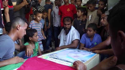 kiz kardes - Gazze şehitlerini uğurladı  Videosu