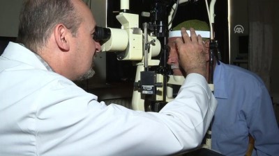 katarakt - 'Kombine göz ameliyatı' ile 11 yıl sonra görmeye başladı - ANKARA  Videosu