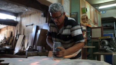 marangoz ustasi -  Yanacak odunlara sanatıyla değer katıyor  Videosu