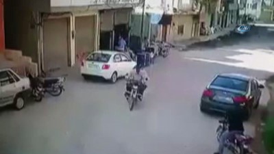 bombali saldiri -  - İdlib'te sivillerin üzerine bombalar böyle yağıyor Videosu