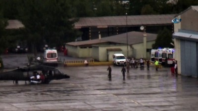  Özel harekat polislerini taşıyan zırhlı araç kaza yaptı 