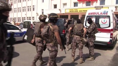  Pendik'te lisede nişanlı dehşeti 