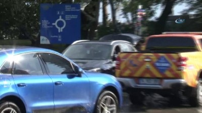 siddetli yagis -  Ataköy'de alt geçidi su bastı, bir araç mahsur kaldı Videosu