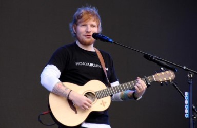 sert elestiri - Ed Sheeran'dan eleştirilere imalı yanıt! Videosu