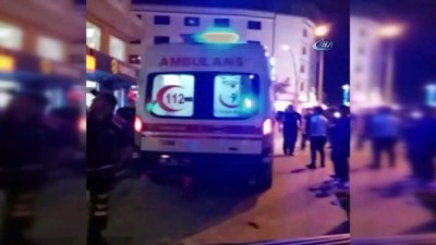 sadaka -  Ağrı’da fırtına 3 dükkânın çatısını uçurdu: 1 kişi yaralandı Videosu