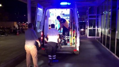  Dayısı tarafından bıçaklanan genç ağır yaralandı 