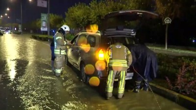 İstanbul'da yağış etkili oluyor(2) 