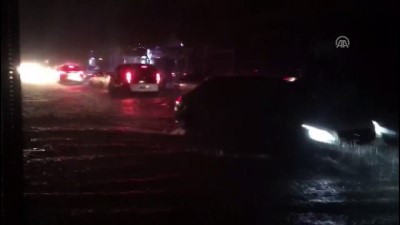 Sağanak hayatı olumsuz etkiledi - YALOVA 