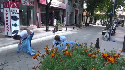 ogretmen -  15 Eylül Dünya Temizlik Günü'nde Çankırı'yı temizlediler Videosu