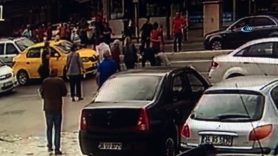  Kız arkadaşı ile tartışan gence otomobil böyle çarptı 