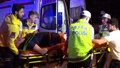 Şişli'de hasta taşıyan ambulans kaza yaptı: 6 yaralı - İSTANBUL 