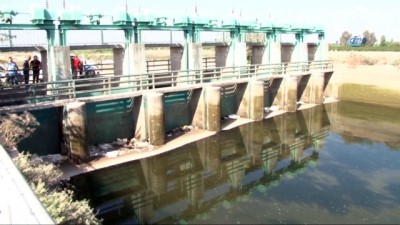  Sulama kanalındaki ceset vinçle çıkarıldı 