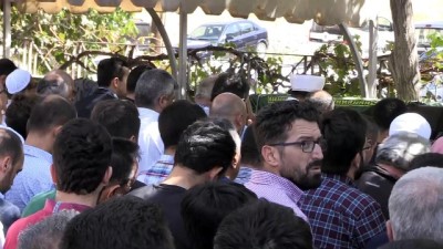 Yanan araçta bulunan çiftin cenazeleri toprağa verildi - NEVŞEHİR 