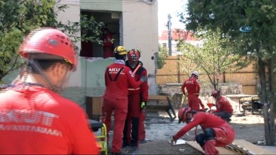 tatbikat -  AKUT’tan gerçeği aratmayan tatbikat  Videosu