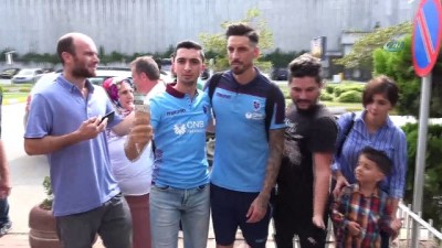 argo - Burak Yılmaz, Trabzonspor'un Alanya kafilesinde yer almadı  Videosu