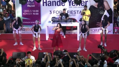 cekilis - Hande Yener konser verdi - DİYARBAKIR Videosu