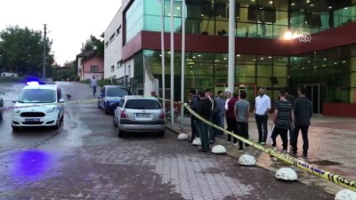 Hendek'te silahla yaralama güvenlik kamerasında - SAKARYA