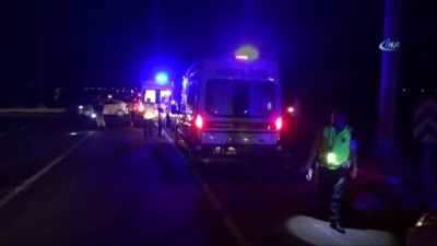  Şanlıurfa’da ticari taksi ile otomobil çarpıştı: 1’i ağır, 5 yaralı 