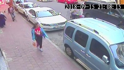  Fatih'te cep telefonu hırsızlığı kamerada 