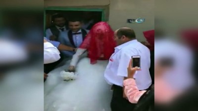  Gelin evi, ateş evi oldu 