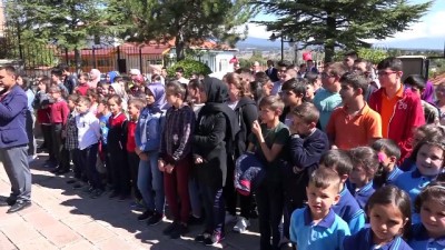 turk ogrenci - 'İlk Dersimizi Hayme Ana'da İşliyoruz' etkinliği - KÜTAHYA  Videosu