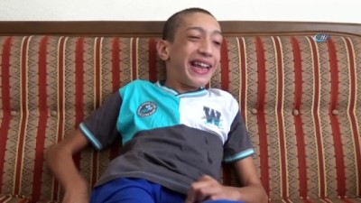 omurga egriligi -  Manisa’da 19 yaşındaki Ahmet’in dramı Videosu