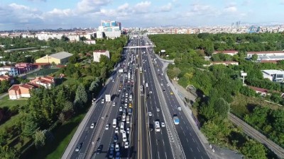  Okulların açıldığı ilk günde akşam trafiği havadan görüntülendi