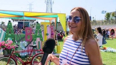  Ünlü sunucu Ebru Akel ve oğlunun piknik keyfi 