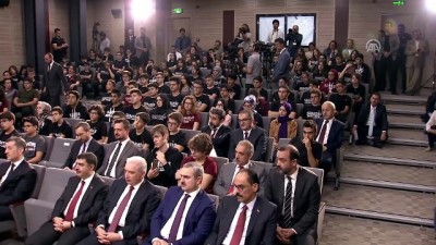 Cumhurbaşkanı Erdoğan: 'Sizlerin ışıldayan gözlerinde ülkemizin aydınlık geleceğini görüyorum' - İSTANBUL 